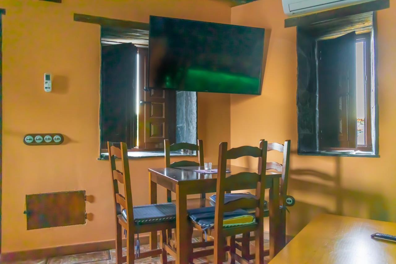 Casa En Zona Medieval Monforte De Lemos Bagian luar foto